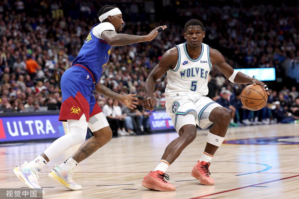 坚韧不拔的 坚韧不拔的